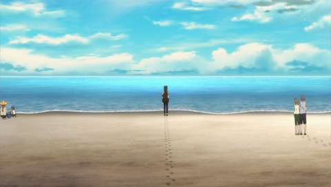 海岸に立つ真冬